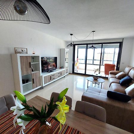 Luxury 3 Dormitorios Frente Al Mar En Las Marinas By Sonneil Rentals 貝尼多姆 外观 照片